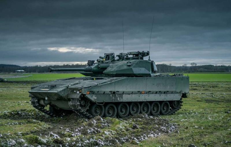 Зеленский заявил о намерении развернуть на Украине производство шведских боевых машин пехоты CV90