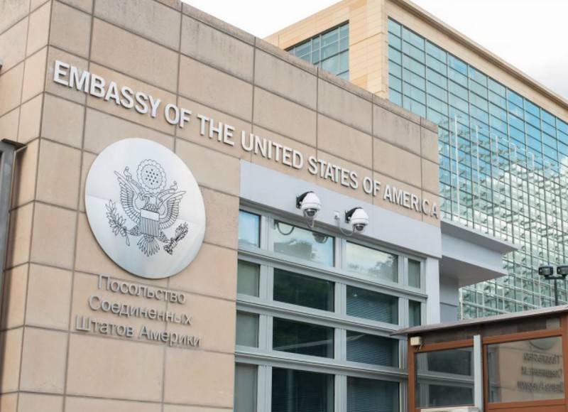 俄罗斯外交部宣布美国驻莫斯科大使馆两名秘书为不受欢迎人物