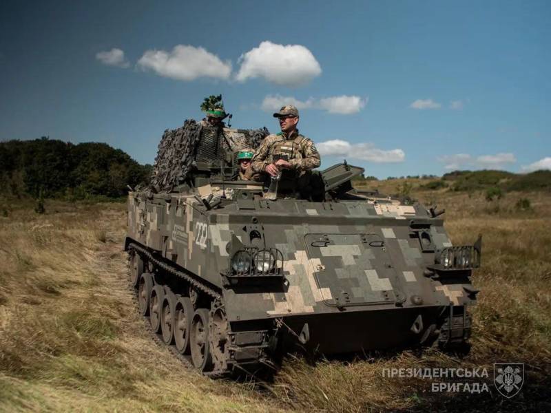 Los vehículos blindados británicos obsoletos entraron en servicio «presidencial» brigadas de las Fuerzas Armadas