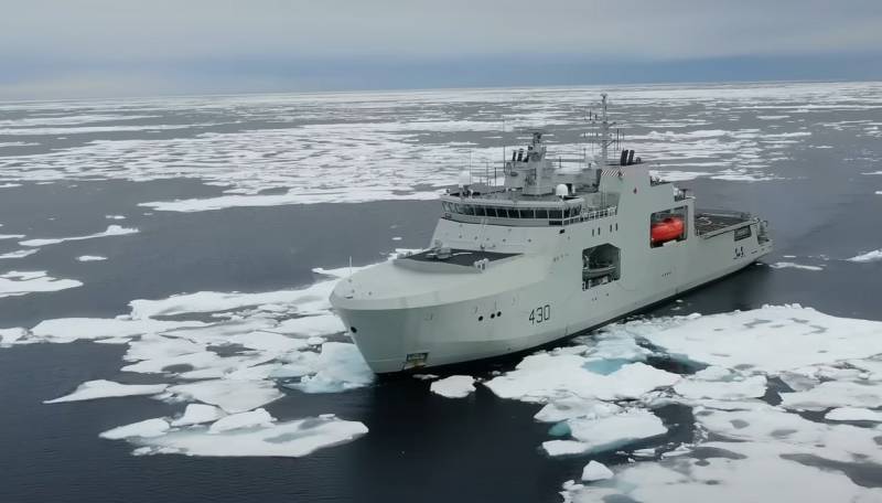 Commandant de la Marine canadienne: «La flotte ne peut pas détecter l'incursion de nouveaux sous-marins russes dans ses eaux»