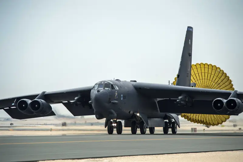 «Часы на двигателях уже тикают»: La centrale électrique du bombardier B-52 doit être remplacée