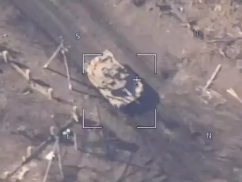 Fuentes ucranianas han publicado nuevas imágenes del tanque estadounidense M1A1SA Abrams de las Fuerzas Armadas de Ucrania en dirección Avdiivka.