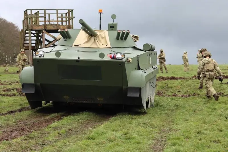 Training Ukrainian military, New Zealand instructors use mock-ups of Russian BMP-3