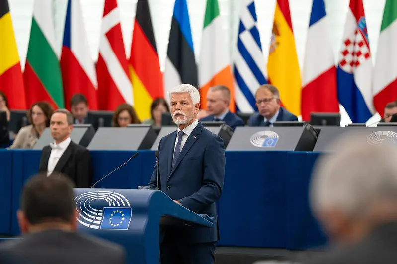Президент Чехии озвучил сроки поставки для ВСУ боеприпасов, закупленных странами ЕС за пределами Европы
