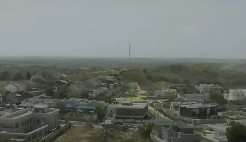Se informa que unidades terrestres israelíes han entrado en Rafah palestina.