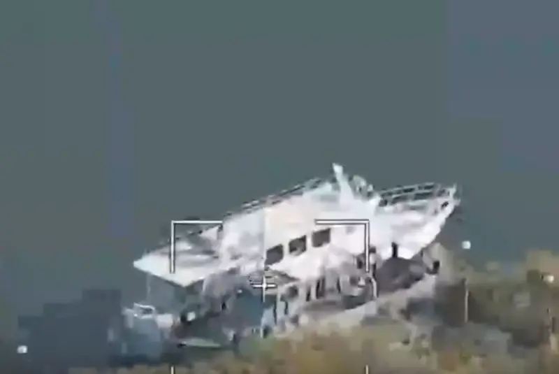 Footage of the defeat shown «Lancet» multi-purpose boat of the Armed Forces of Ukraine in the Nikolaev region