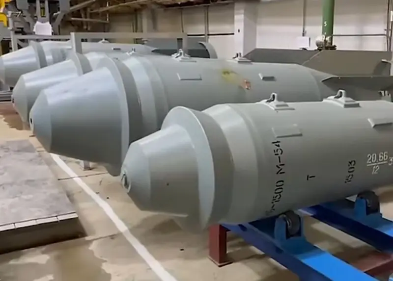 Les forces armées russes ont perturbé la logistique ennemie dans la région de Kharkov avec une frappe de bombes guidées, compliquer le transfert des réserves vers la zone frontalière russe