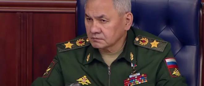 Lors d'une conférence téléphonique, le chef du ministère russe de la Défense a entendu un rapport sur l'état des postes techniques de radio côtière.