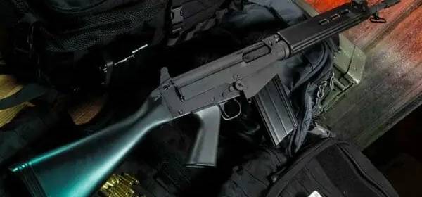 «Каждая лягушка своё болото хвалит», или от легендарной FAL к легендарной AR-10