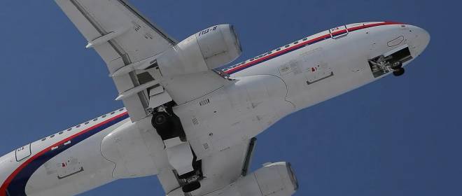 Названы сроки завершения сертификационных полётов самолёта SJ-100