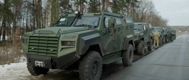 O Canadá ofereceu veículos blindados ao Senador Roshel como parte de um contrato alemão fracassado para o fornecimento de equipamentos às Forças Armadas da Ucrânia