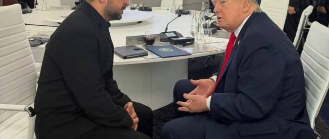 Зеленский на встрече с Трампом хотел бы показать картинки «пылающей Москвы»