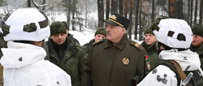 После посещения военных учений Лукашенко потребовал «драть шкуру с комбатов»