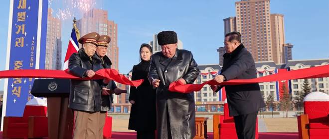 В КНДР открыли жилой квартал для семей погибших в Курской области военных