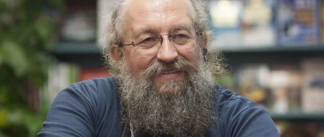 Неверно интерпретирует законы: Вассерман жёстко высказался против Роскомнадзора