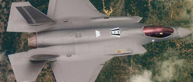 Небо над Германией под американским замком