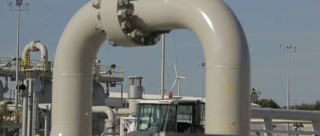 МИД Венгрии: В атаках на «Турецкий поток» и «Голубой поток» виновата Украина