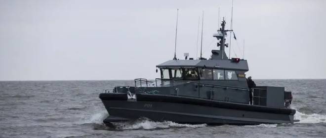 “Per proteggere le rotte marittime nel Mar Nero”: l’Estonia ha trasferito due motovedette alla Marina ucraina