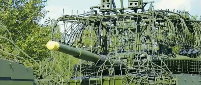 Уралвагонзавод показал новую активно-пассивную защиту танка в полной комплектации