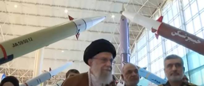 В Иране признали гибель аятоллы Хаменеи