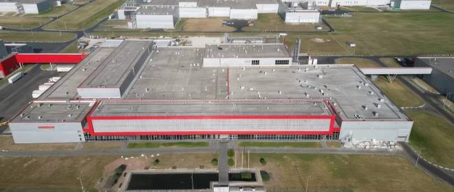 Украинские FPV-дроны ударили по предприятию «Мираторг» в Брянской области