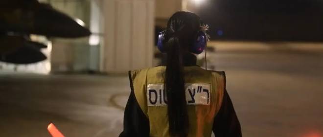 Израиль наносит массированный удар по правительственным кварталам Тегерана