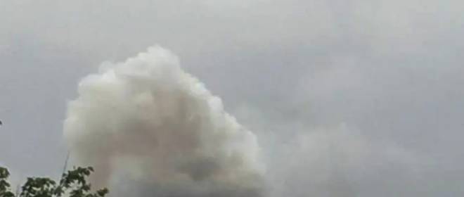 오데사에서의 폭발: 러시아군은 무기와 탄약을 우크라이나 군대에 전달할 수 있는 인프라를 파괴하려고 노력하고 있습니다.