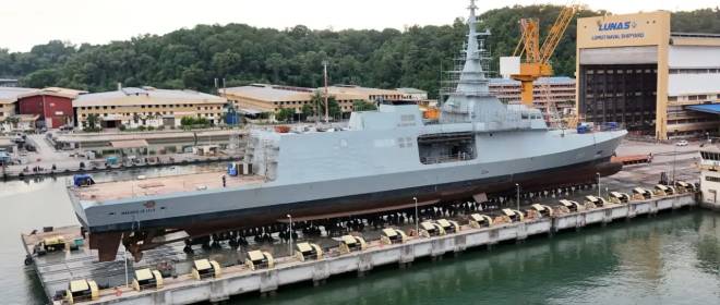 «Французы превратили корабль в долгострой»: фрегат Maharaja Lela покинул верфь