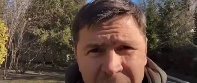 Обещавший попить кофе в Ялте Подоляк отправлен в отставку из офиса Зеленского