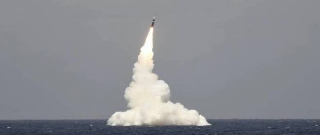 Un submarino "desconocido" hundió un barco de la Armada iraní frente a Sri Lanka.