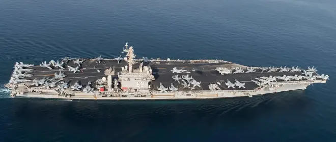 Второй за полтора месяца пожар на атомных авианосцах ВМС США