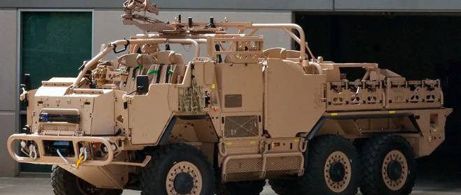 Трансформер с третьей осью: Британия выпустила первые автомобили Jackal 3 (E)