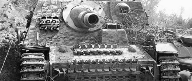 "أشيب" الألماني: ما هو مدفع Wehrmacht Sturmpanzer IV الهجومي ذاتي الحركة
