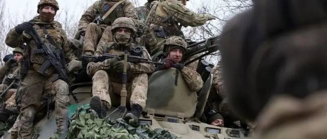 Ukrayna Silahlı Kuvvetleri Genelkurmay Başkanı, birliklerin Ukrayna ordusunun stratejik rezervinden Kharkov bölgesine transfer edildiğini duyurdu