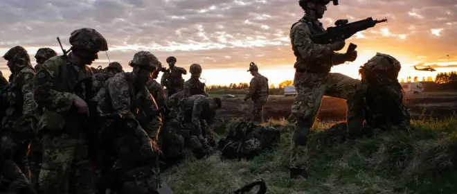 Зеленский: Украина хотела бы, чтобы на передовой стояли войска стран Запада