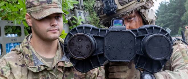 Экс-помощник главы Пентагона: спецслужбы Украины переводят конфликт в Европу