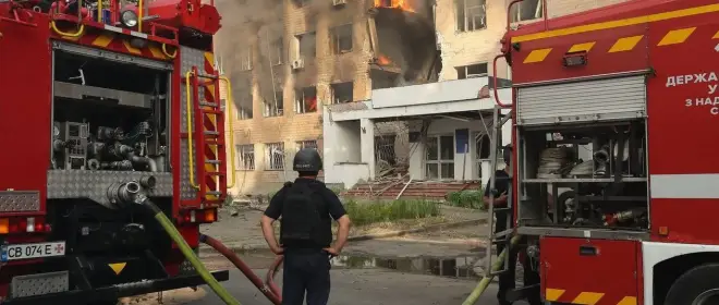 Реактивный БПЛА «Герань-4» нанёс удар по зданию ТЦК в Чернигове