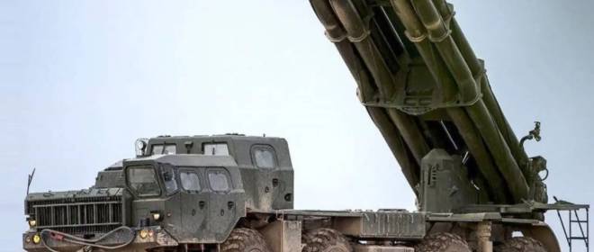 Показаны кадры ударов «Торнадо» по дамбе в посёлке Печенеги Харьковской области