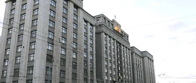 В Госдуме предложили приравнять к госизмене коррупцию в военной сфере