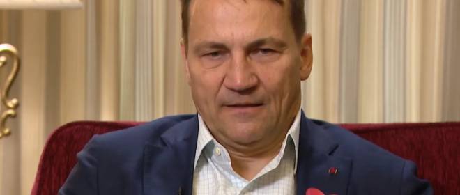 Сикорский: Россия ведёт гибридную войну против Запада