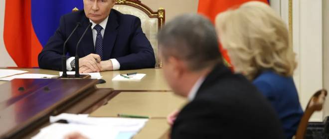 Путин поручил выделить региональным бюджетам не менее 100 млрд руб.