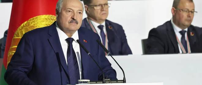 Лукашенко: В общем, деньги уйдут, вместо них будет что-то новое и интересное