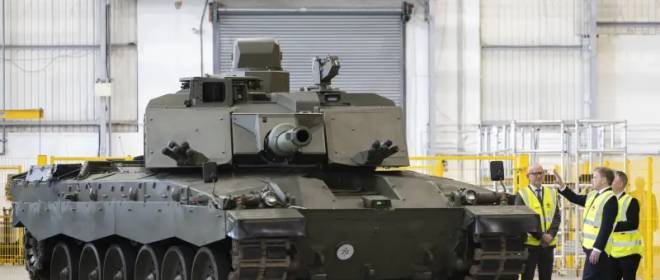 «Самый живучий танк»: показан последний прототип Challenger 3
