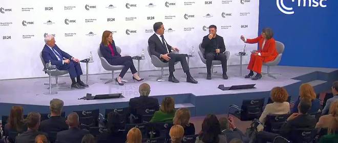 Зеленский в Мюнхене: ВС РФ нанесут массированный удар по Украине через день-два