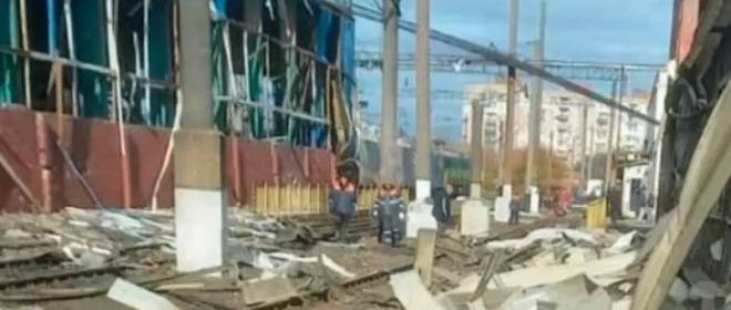 Показаны последствия ударов «Гераней» по депо и подстанции в Котовске