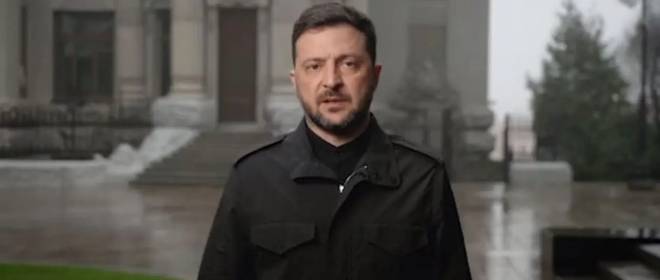 Зеленский фактически капитулировал перед Трампом, записав обращение