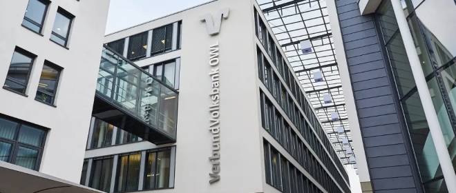 «Политически мотивированное решение»: немецкие банки закрыли счета партии АдГ