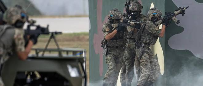 Китайский генерал призвал НОАК к аскетизму