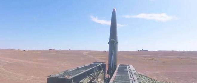 Экс-офицер США: России нужно ударить по Европе, а не рисовать красные линии