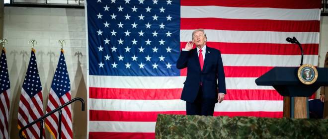 «Встаньте в строй, клоуны»: Трамп высказался о Канаде